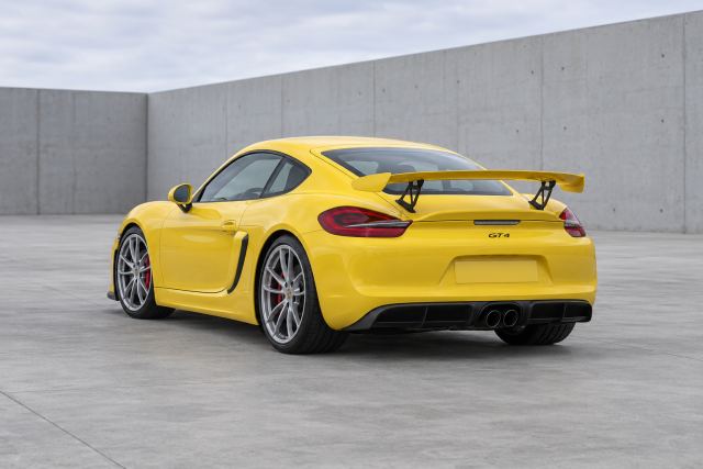 Porsche Cayman · 2016